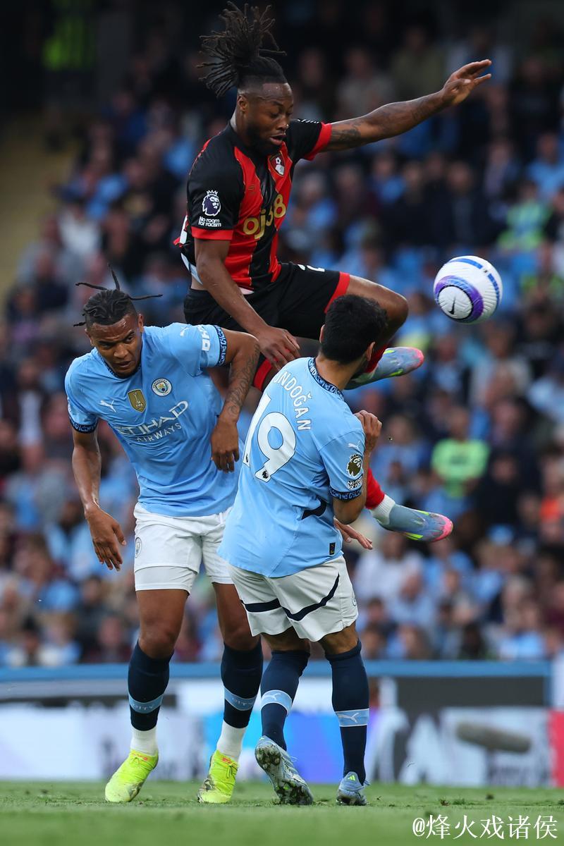 曼联与伯恩茅斯本场合计完成39次射门,创本季英超单场最高纪录 曼联与伯恩茅斯本场合计完成39次射门,创本季英超单场最高纪录